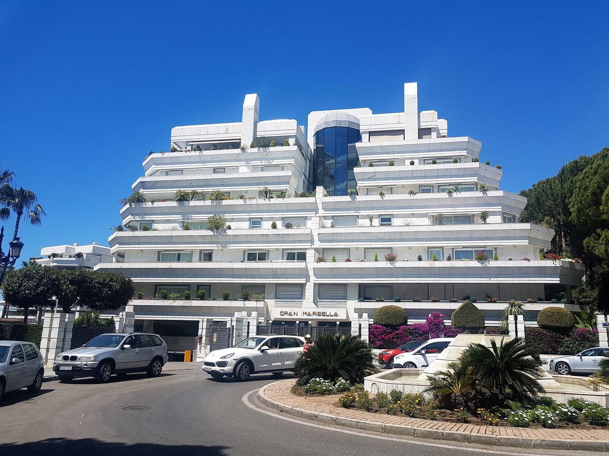 Gran Marbella Apartments By Coral Beach Exterior photo